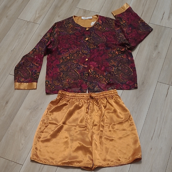 Victoria's Secret Other - Victoria's Secret Vintage  Satin Pajama Set - Maroon and Gold Size M